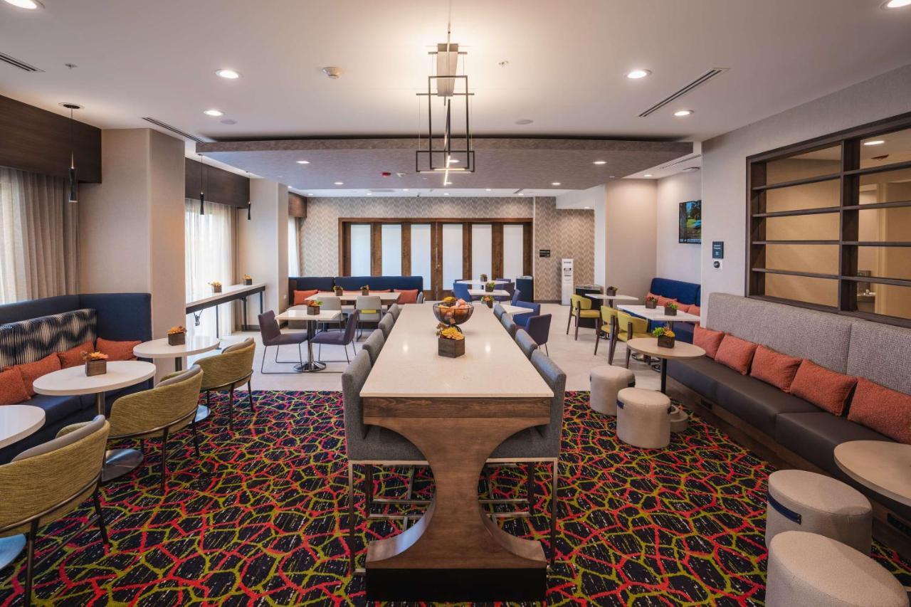 Hampton Inn By Hilton Huntley Chicago Exterior foto